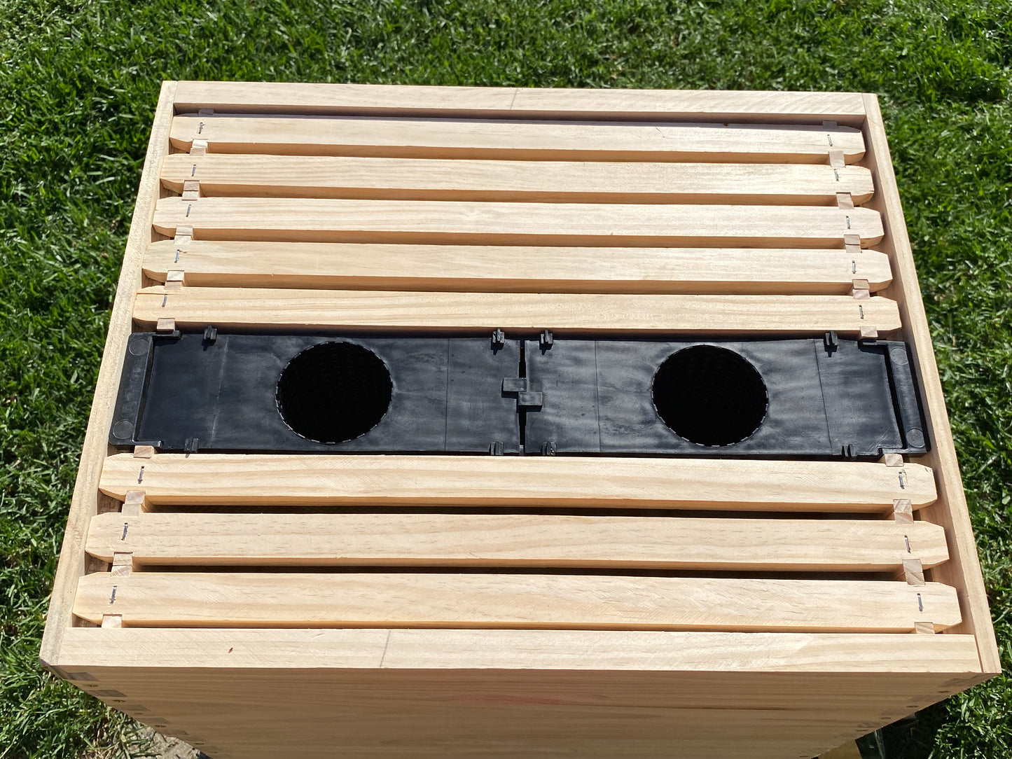 6L Beehive Frame Feeder