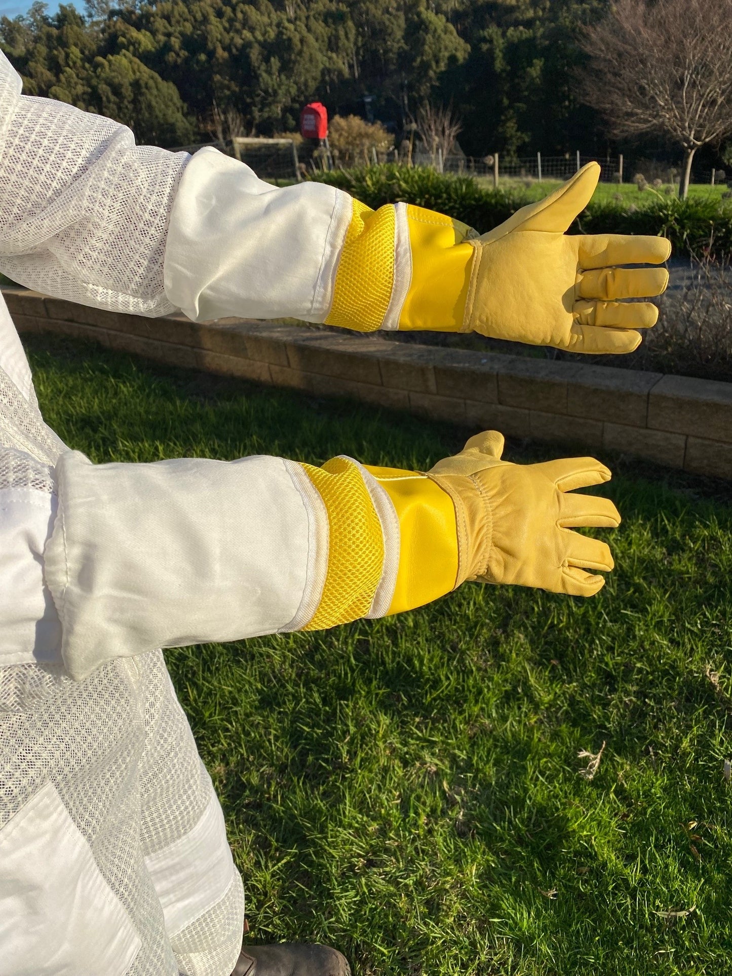 Ventilated Sheepskin Beekeeping Gloves