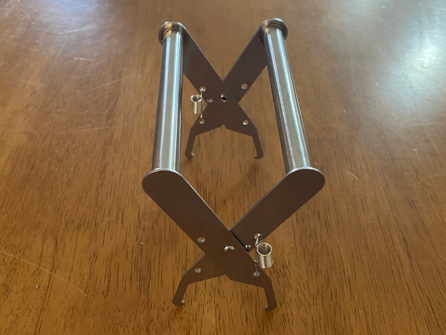 Stainless Steel Frame Grip