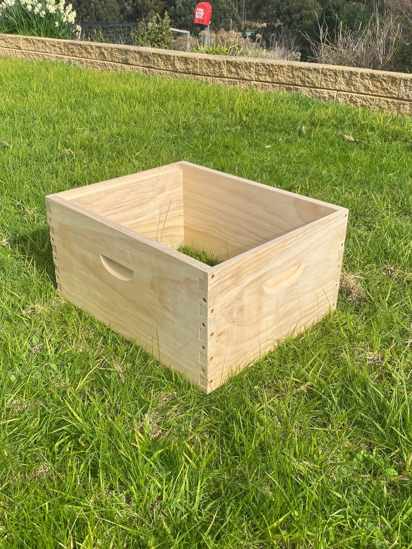 Fully Assembled 10 Frame Super Box